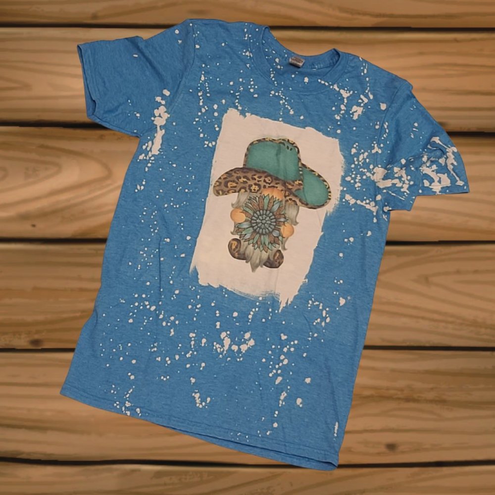 blue t-shirt